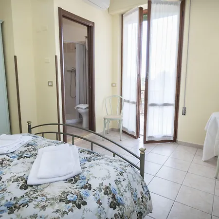 Mariella Szálloda 2*